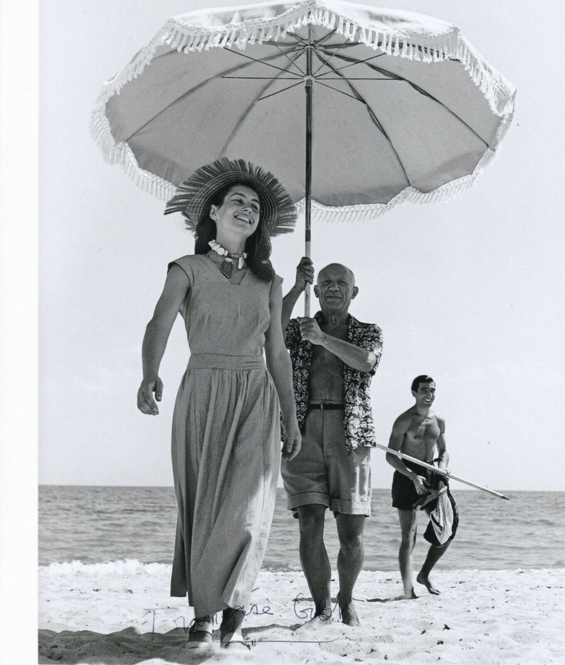Robert Capa - Françoise Gilot und Picasso am St...